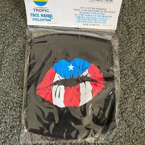 Fabric Face Mask, Puerto Rican Logo with filters.